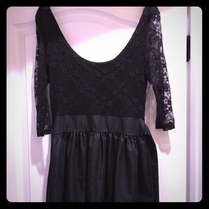 EUC black lace tie dress